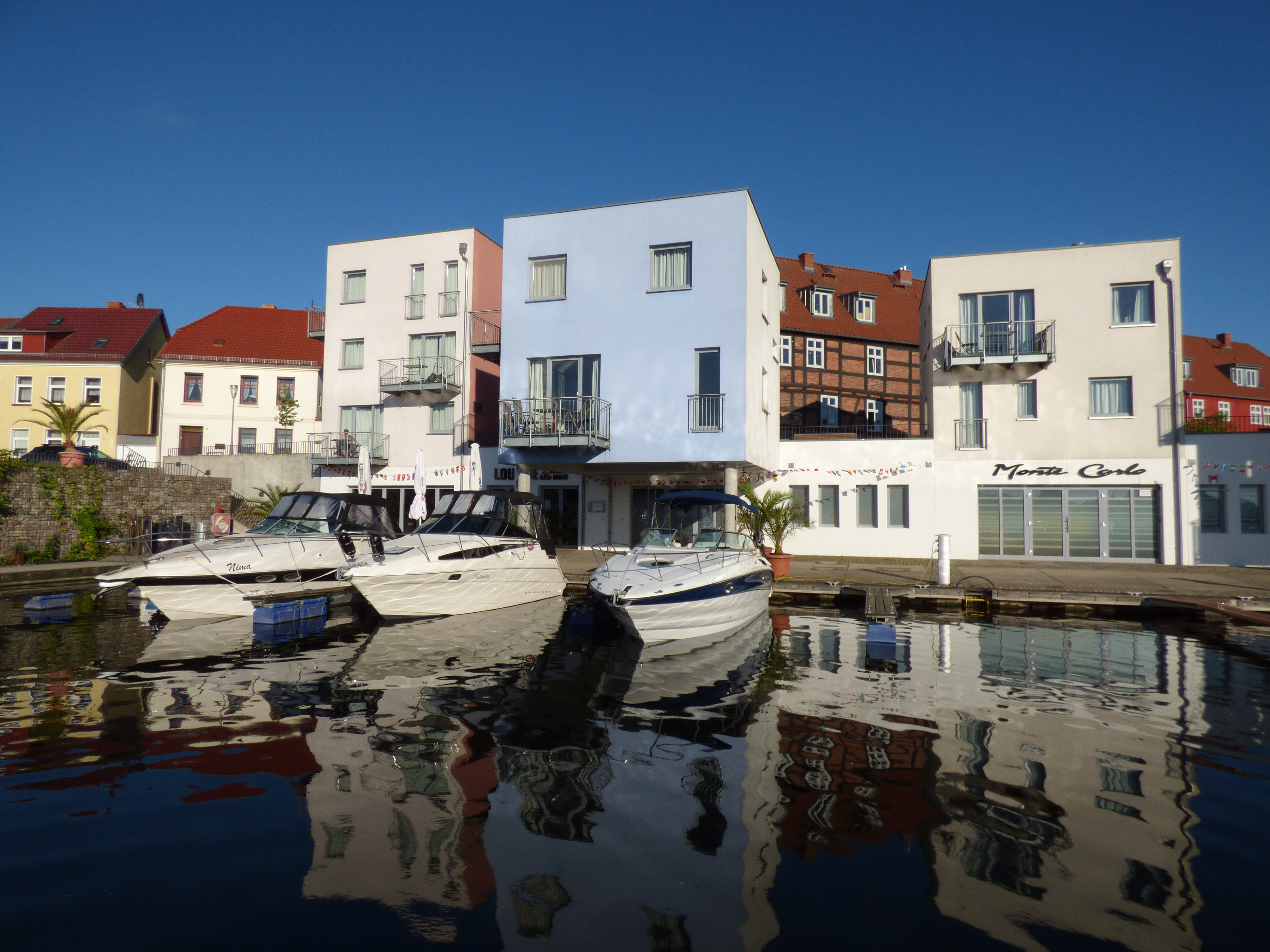 Wohnhaus, Wohnhäuser